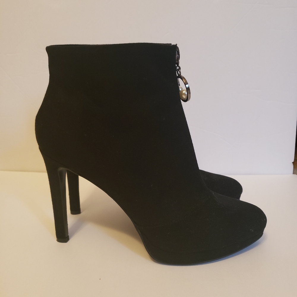 NINE WEST Black booties size 7.5 - Picture 1 of 4
